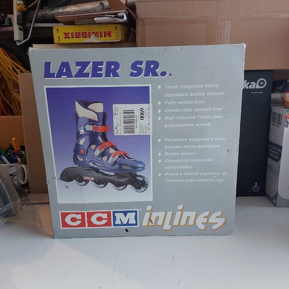 Roller Blades CCM Inlines Men's - Size 8 - Lazer SR and Protective Gear - Picture 1 of 12